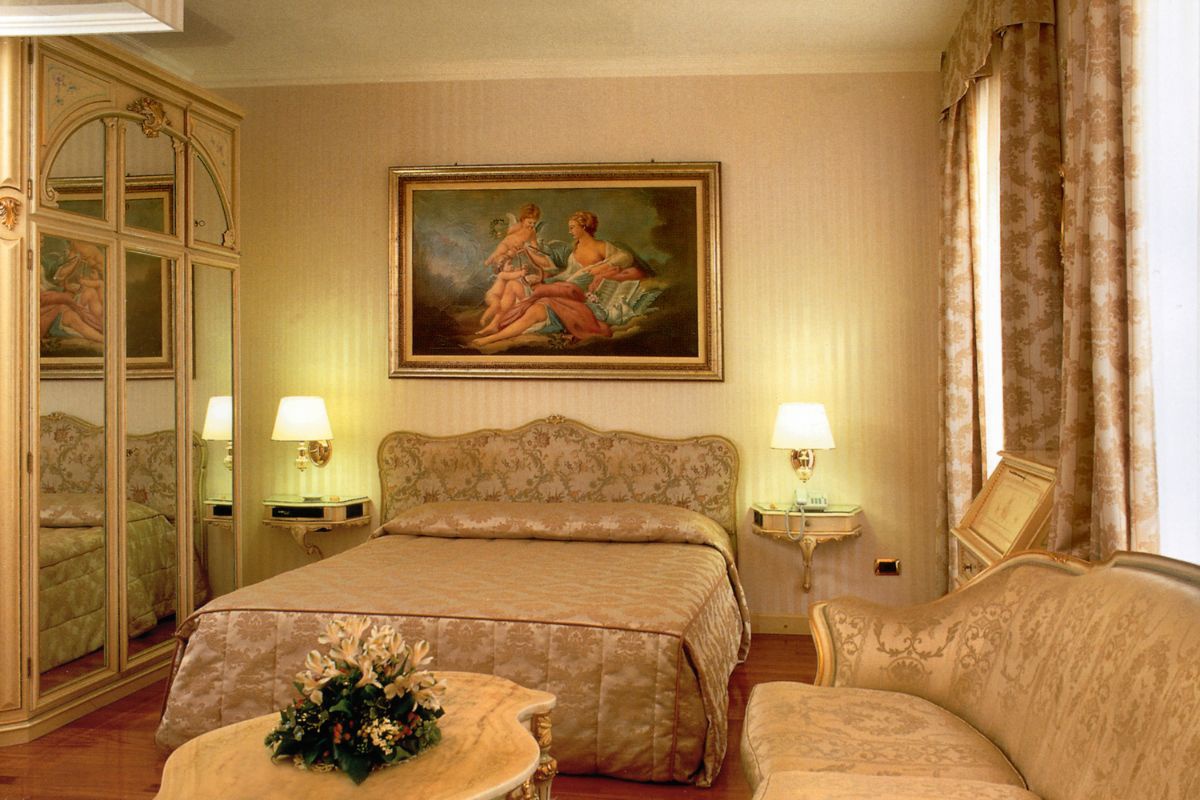 Полулюкс Hotel Отель Andreola Central Милан Полулюкс Hotel Отель Andreola Central Милан
