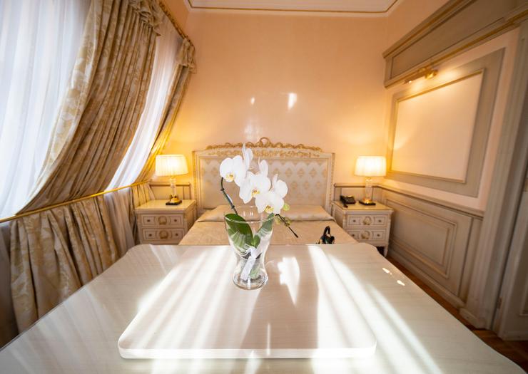 ЛЮКС DELUXE Hotel Отель Andreola Central Милан ЛЮКС DELUXE Hotel Отель Andreola Central Милан